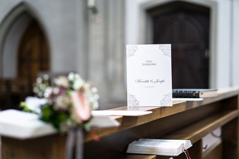 Elegante Kirchenhefte mit barockem Muster der Serie Meredith und Joseph - carinokarten