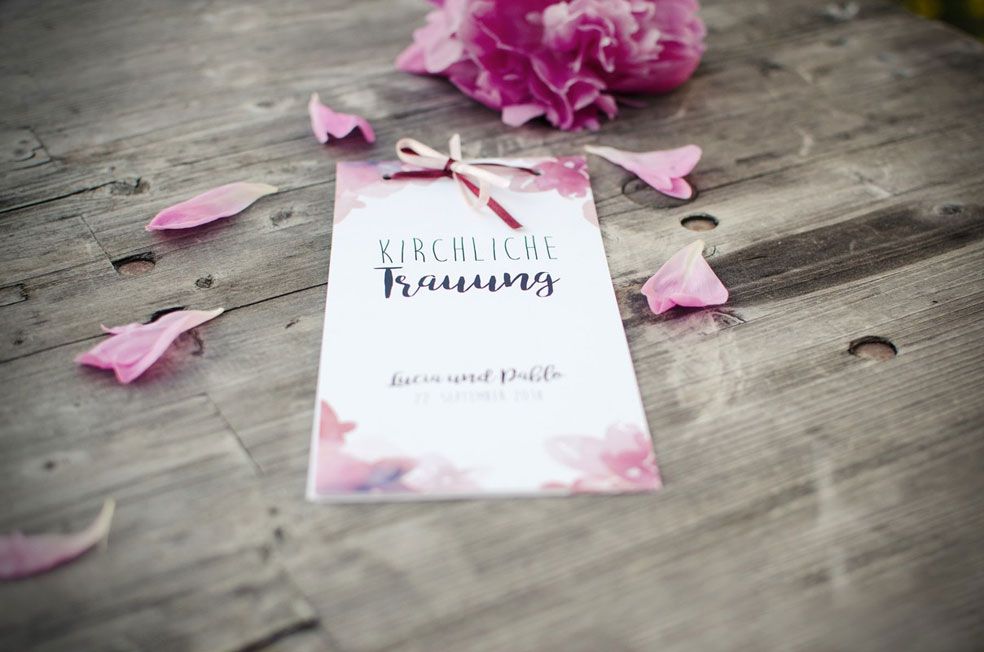 Kirchenhefte zur Hochzeit mit Aquarellblumen als-Booklet selbst gestalten carinokarten