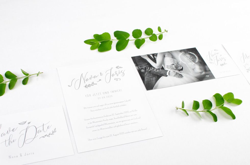 elegante Hochzeitspapeterie mit Kalligraphie von The Little Wedding Corner und carinokarten1